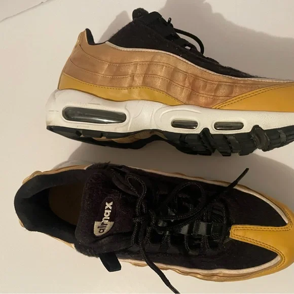 Nike Air Max 95 LX "Wheat Gold" - Picture 6 of 7